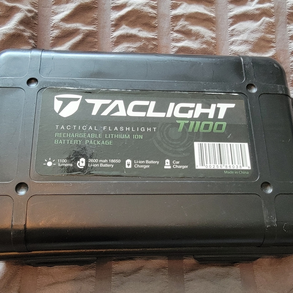 TacLight Military Flashlight